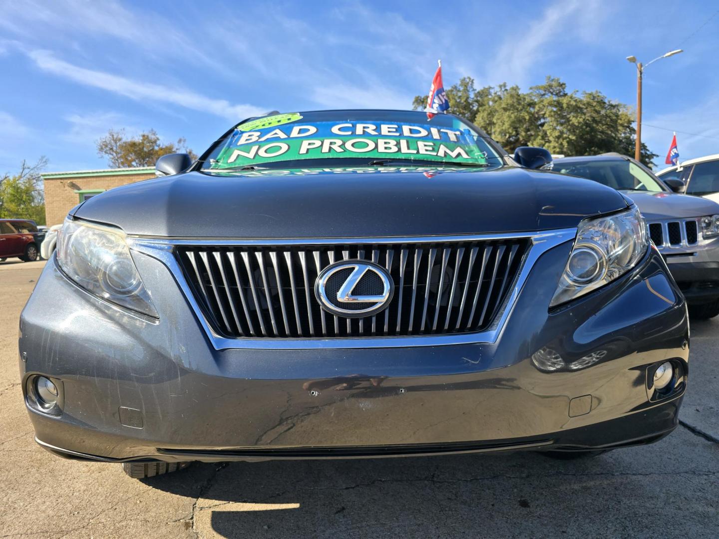 2011 GRAY Lexus RX 350 FWD (2T2ZK1BA6BC) with an 3.5L V6 DOHC 24V engine, 5-Speed Automatic transmission, located at 2660 S.Garland Avenue, Garland, TX, 75041, (469) 298-3118, 32.885551, -96.655602 - Photo#9