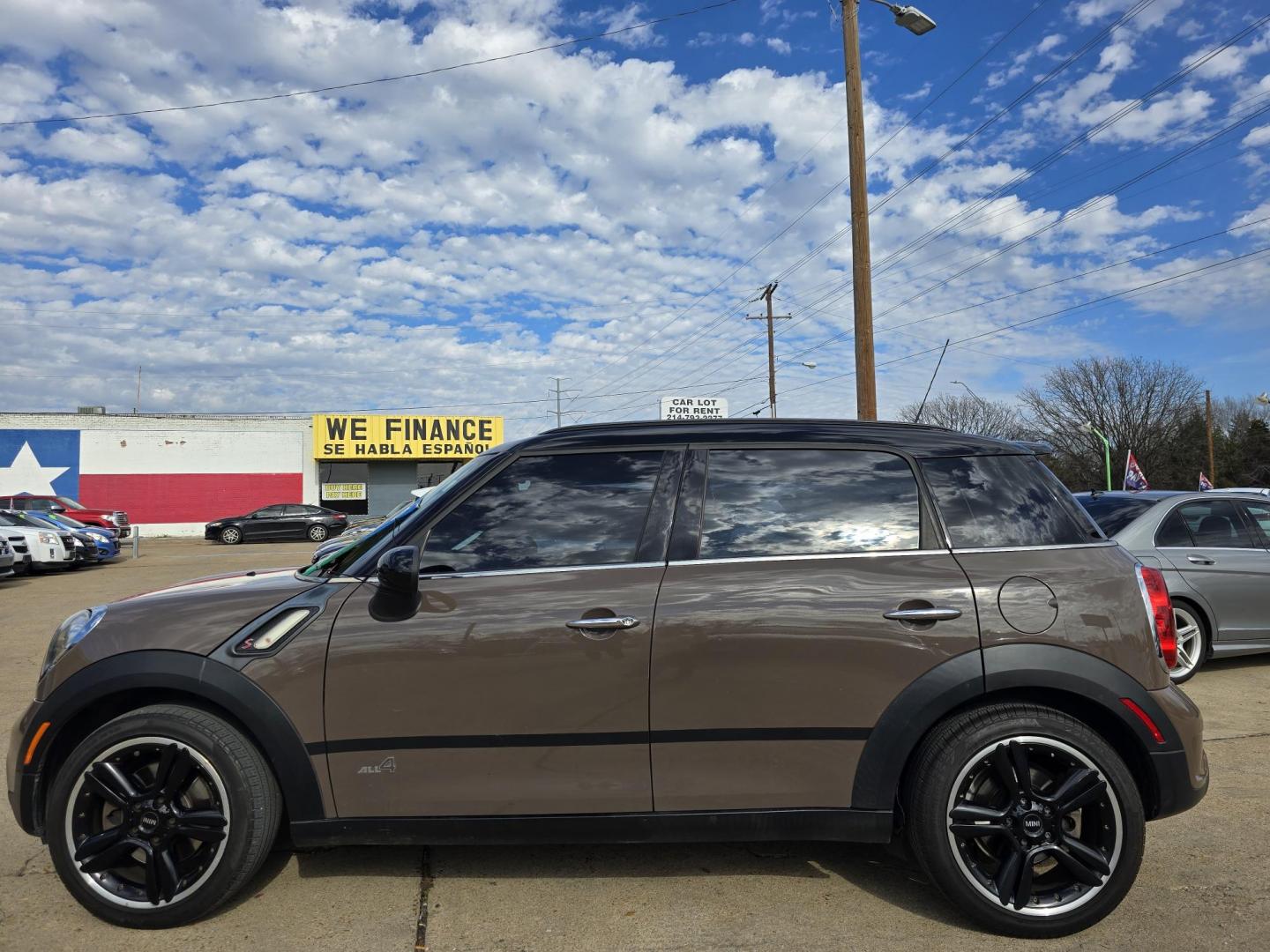 2011 BROWN Mini Cooper S ALL4 COUNTRYMAN (WMWZC5C59BW) with an 1.6L L4 DOHC 16V TURBO engine, AUTO transmission, located at 2660 S.Garland Avenue, Garland, TX, 75041, (469) 298-3118, 32.885551, -96.655602 - Photo#6