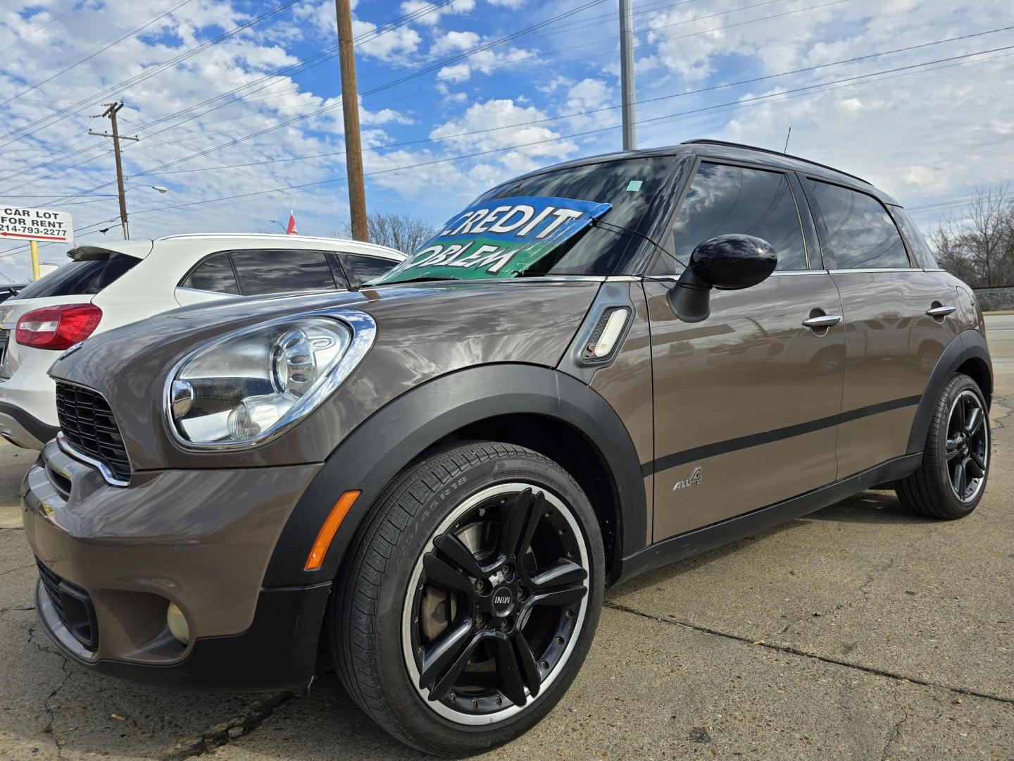 2011 BROWN Mini Cooper S ALL4 COUNTRYMAN (WMWZC5C59BW) with an 1.6L L4 DOHC 16V TURBO engine, AUTO transmission, located at 2660 S.Garland Avenue, Garland, TX, 75041, (469) 298-3118, 32.885551, -96.655602 - Photo#7