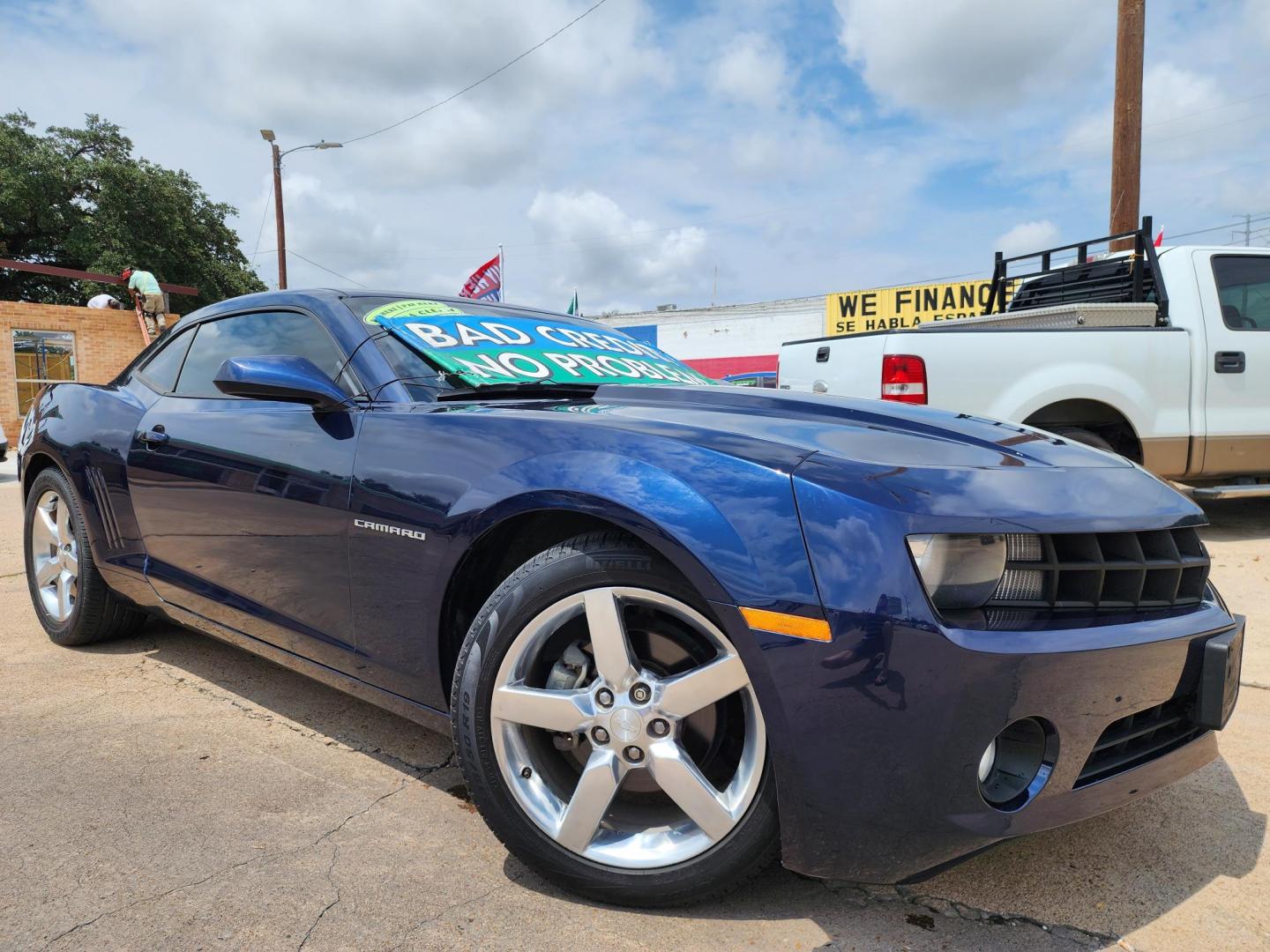 2012 Chevrolet Camaro Coupe 1LT (2G1FB1E30C9) with an 3.6L V6 DOHC 24V FFV engine, 6-Speed Automatic transmission, located at 2660 S.Garland Avenue, Garland, TX, 75041, (469) 298-3118, 32.885551, -96.655602 - Photo#0