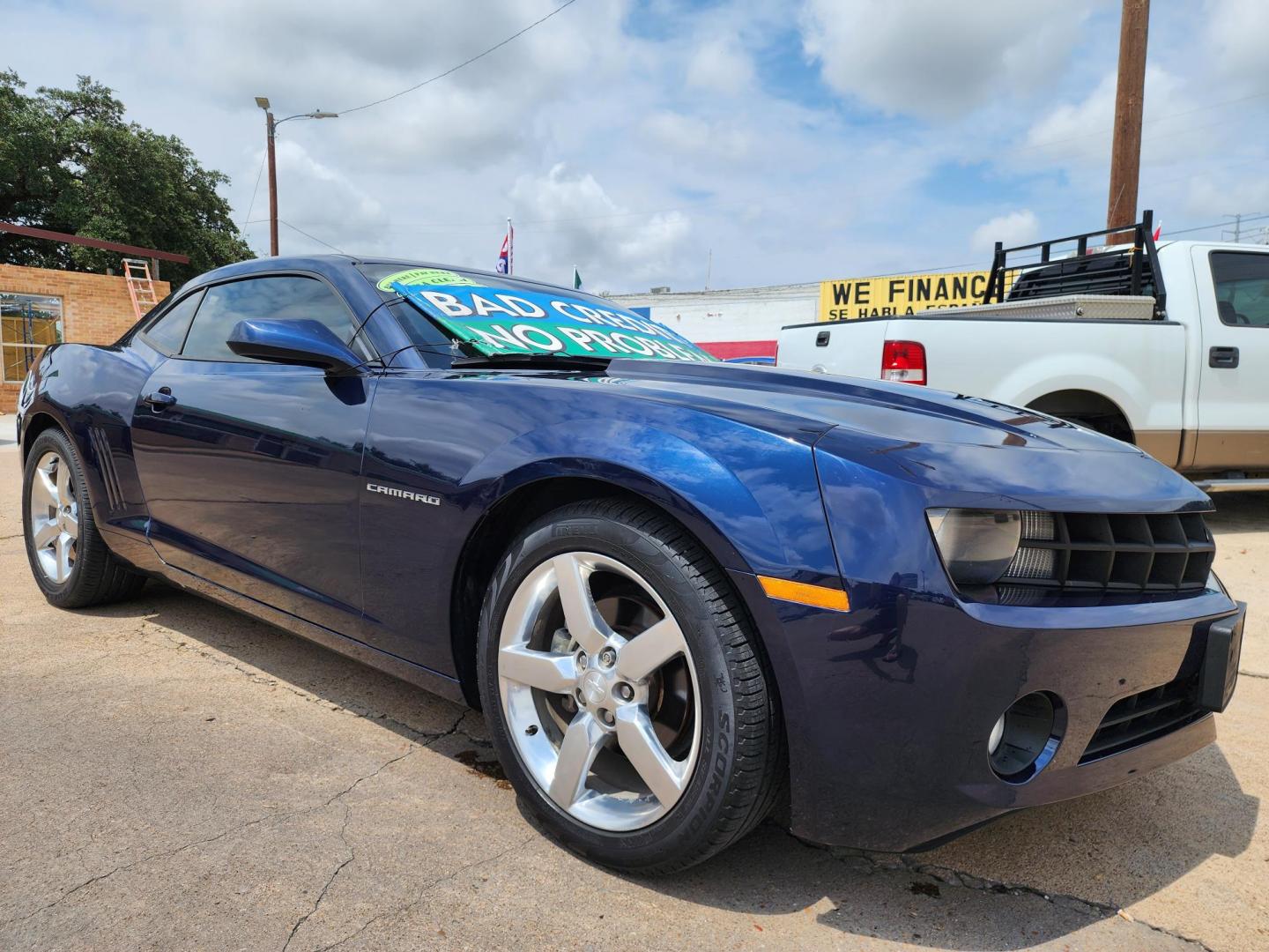 2012 Chevrolet Camaro Coupe 1LT (2G1FB1E30C9) with an 3.6L V6 DOHC 24V FFV engine, 6-Speed Automatic transmission, located at 2660 S.Garland Avenue, Garland, TX, 75041, (469) 298-3118, 32.885551, -96.655602 - Photo#1