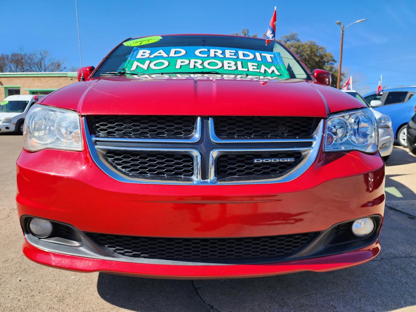 2012 RED DODGE GRAND CARAVAN CREW CREW (2C4RDGDG0CR) , AUTO transmission, located at 2660 S.Garland Avenue, Garland, TX, 75041, (469) 298-3118, 32.885551, -96.655602 - Welcome to DallasAutos4Less, one of the Premier BUY HERE PAY HERE Dealers in the North Dallas Area. We specialize in financing to people with NO CREDIT or BAD CREDIT. We need proof of income, proof of residence, and a ID. Come buy your new car from us today!! This is a very clean 2012 DODGE GRAND - Photo#9