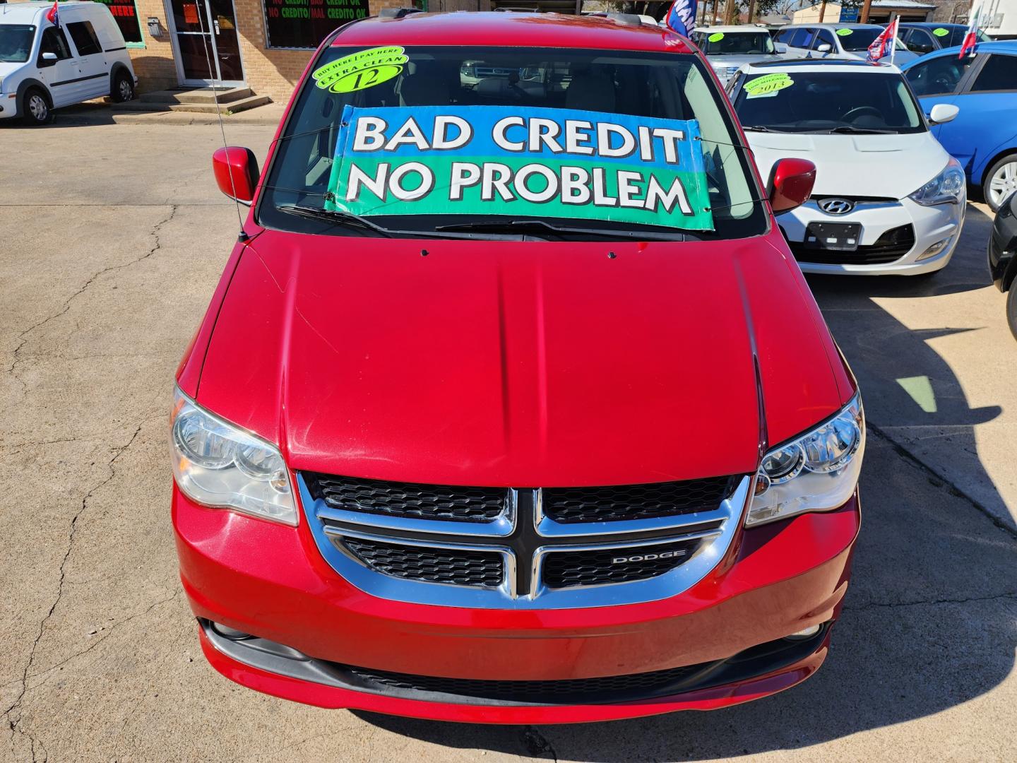 2012 RED DODGE GRAND CARAVAN CREW CREW (2C4RDGDG0CR) , AUTO transmission, located at 2660 S.Garland Avenue, Garland, TX, 75041, (469) 298-3118, 32.885551, -96.655602 - Welcome to DallasAutos4Less, one of the Premier BUY HERE PAY HERE Dealers in the North Dallas Area. We specialize in financing to people with NO CREDIT or BAD CREDIT. We need proof of income, proof of residence, and a ID. Come buy your new car from us today!! This is a very clean 2012 DODGE GRAND - Photo#8