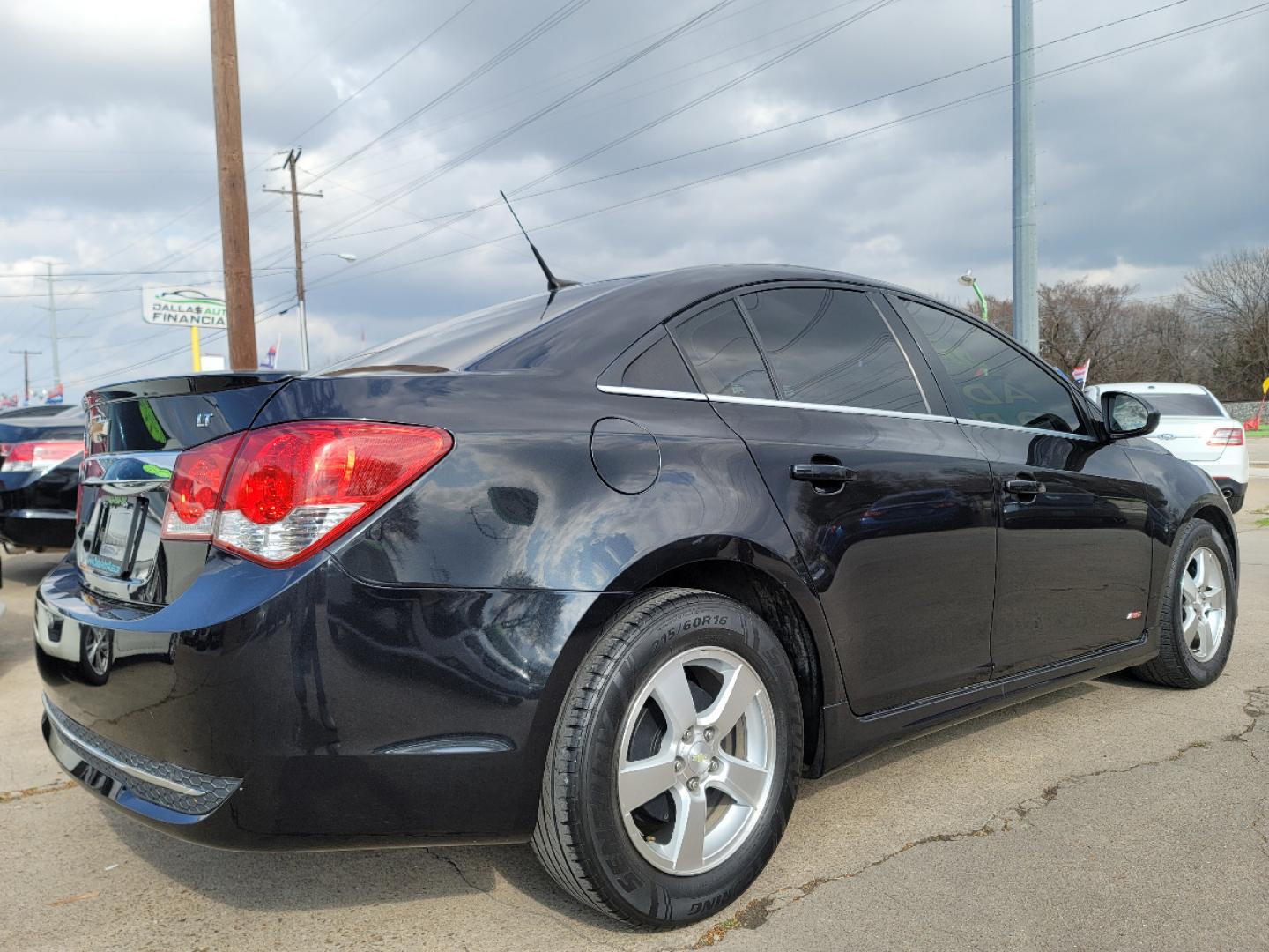 2013 BLACK METALLIC /BLACK Chevrolet Cruze RS 1LT (1G1PC5SB8D7) with an 1.4L L4 DOHC 16V TURBO engine, 6-Speed Automatic transmission, located at 2660 S.Garland Avenue, Garland, TX, 75041, (469) 298-3118, 32.885551, -96.655602 - CASH CAR$$$$$$$ This is a very well cared for 2013 CHEVY CRUZE LT! BLUETOOTH! XM SAT RADIO! Come in for a test drive today. We are open from 10am-7pm Monday-Saturday. Call us with any questions at 469-202-7468, or email us DallasAutos4Less@gmail.com. - Photo#3