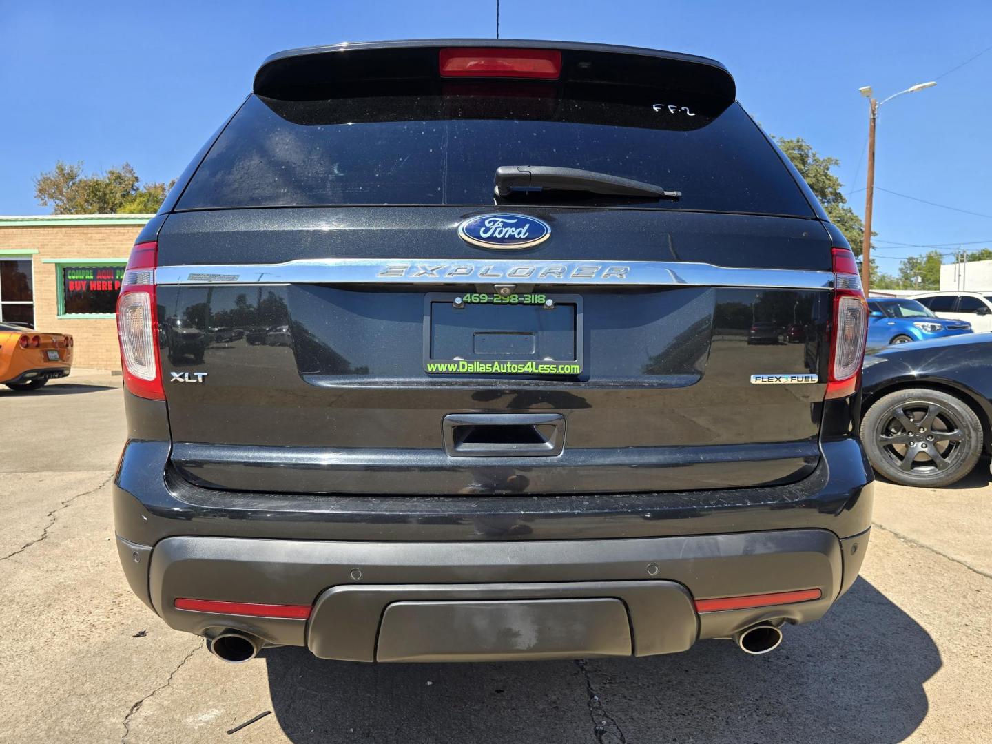 2013 BLACK Ford Explorer XLT (1FM5K7D83DG) with an 3.5L V6 DOHC 24V engine, 6-Speed Automatic transmission, located at 2660 S.Garland Avenue, Garland, TX, 75041, (469) 298-3118, 32.885551, -96.655602 - Photo#4