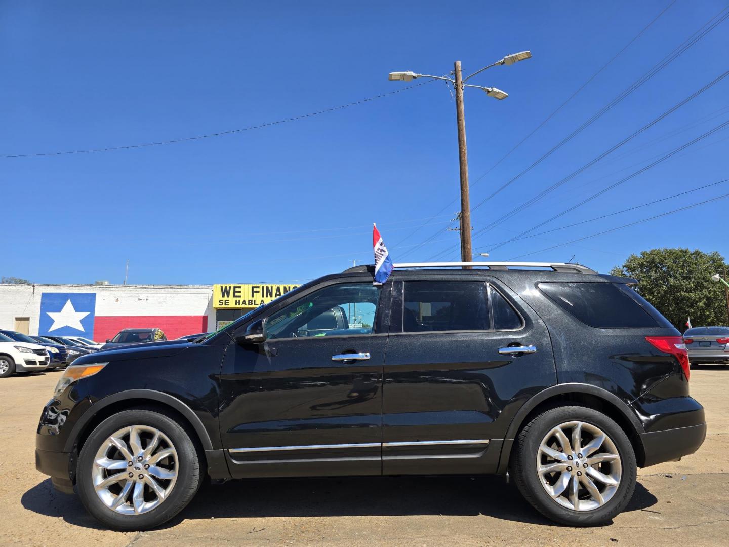 2013 BLACK Ford Explorer XLT (1FM5K7D83DG) with an 3.5L V6 DOHC 24V engine, 6-Speed Automatic transmission, located at 2660 S.Garland Avenue, Garland, TX, 75041, (469) 298-3118, 32.885551, -96.655602 - Photo#6