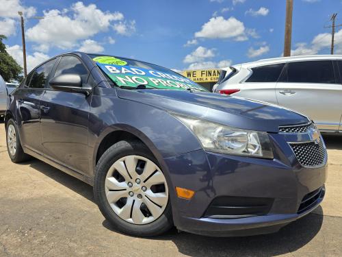 2013 Chevrolet Cruze LS Sedan