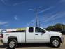 2013 WHITE Chevrolet Silverado 1500 LT (1GCRKSE73DZ) with an 5.3L V8 OHV 16V FFV engine, 6-Speed Automatic transmission, located at 2660 S.Garland Avenue, Garland, TX, 75041, (469) 298-3118, 32.885551, -96.655602 - Photo#2