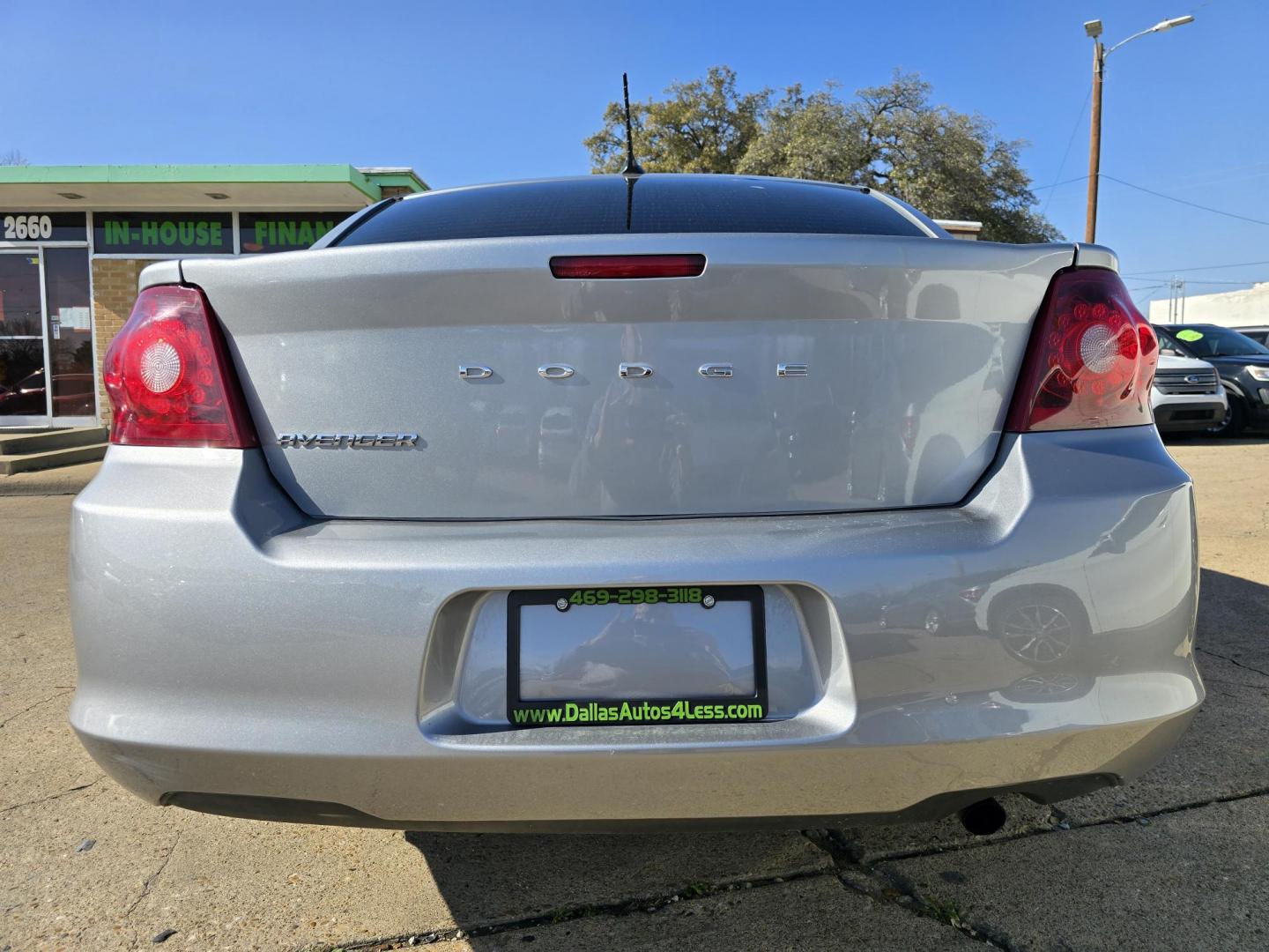 2013 SILVER Dodge Avenger SE (1C3CDZAB5DN) with an 2.4L L4 DOHC 16V engine, 4-Speed Automatic transmission, located at 2660 S.Garland Avenue, Garland, TX, 75041, (469) 298-3118, 32.885551, -96.655602 - Photo#4