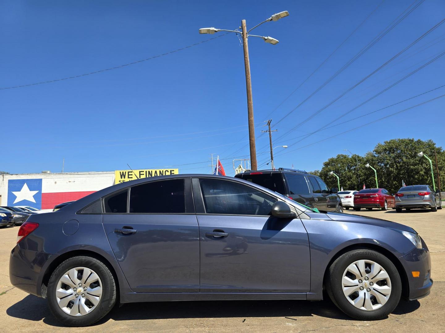 2014 BLUE /GRAY CHEVROLET CRUZE LS LS (1G1PA5SH7E7) , AUTO transmission, located at 2660 S.Garland Avenue, Garland, TX, 75041, (469) 298-3118, 32.885551, -96.655602 - Welcome to DallasAutos4Less, one of the Premier BUY HERE PAY HERE Dealers in the North Dallas Area. We specialize in financing to people with NO CREDIT or BAD CREDIT. We need proof of income, proof of residence, and a ID. Come buy your new car from us today!! This is a very clean 2014 CHEVY CRUZE - Photo#2