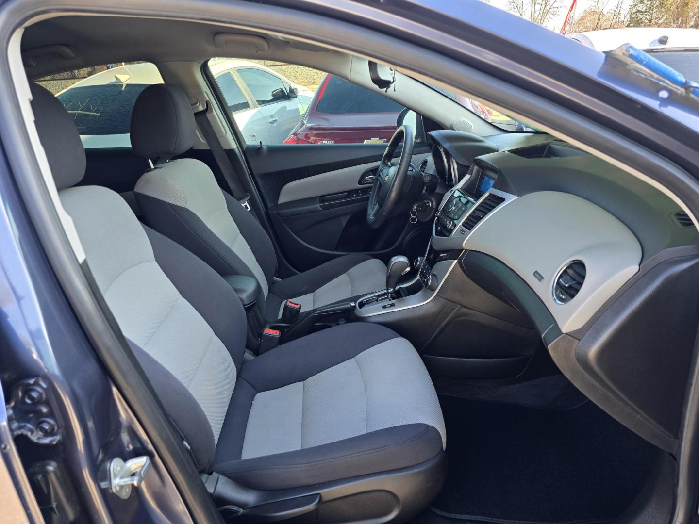 2014 BLUE Chevrolet Cruze LS (1G1PA5SG0E7) with an 1.8L L4 DOHC 16V engine, 6-Speed Automatic transmission, located at 2660 S.Garland Avenue, Garland, TX, 75041, (469) 298-3118, 32.885551, -96.655602 - Photo#16