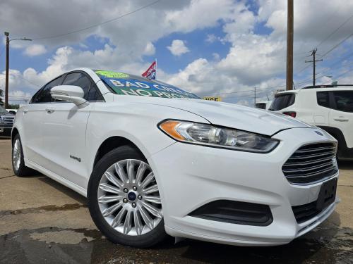 2014 Ford Fusion Hybrid SE Sedan