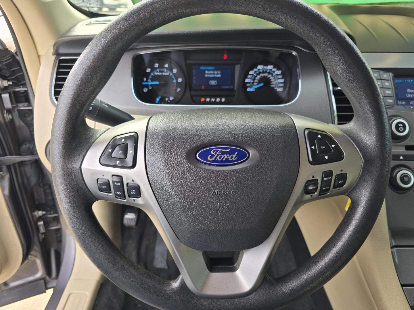 2014 GRAY Ford Taurus SE (1FAHP2D88EG) with an 3.5L V6 DOHC 24V engine, 6-Speed Automatic transmission, located at 2660 S.Garland Avenue, Garland, TX, 75041, (469) 298-3118, 32.885551, -96.655602 - Photo#12