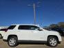 2014 WHITE GMC Terrain SLE (2GKFLVEK5E6) with an 2.4L L4 DOHC 16V FFV engine, 6-Speed Automatic transmission, located at 2660 S.Garland Avenue, Garland, TX, 75041, (469) 298-3118, 32.885551, -96.655602 - Photo#2