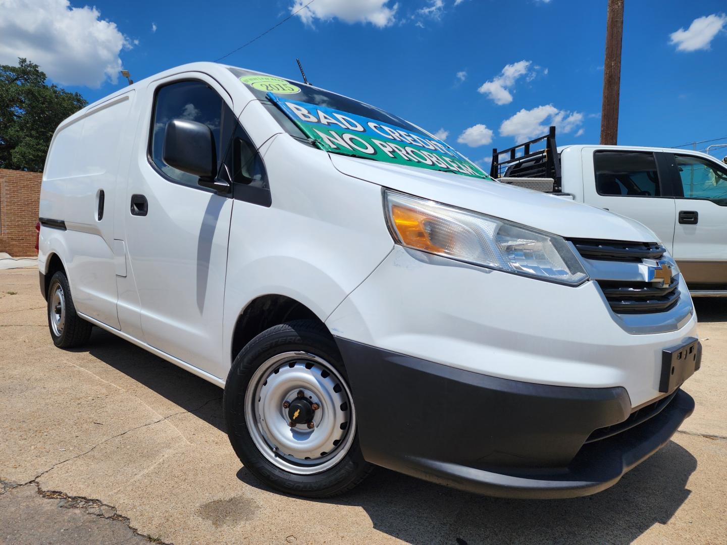 2015 WHITE Chevrolet City Express LS (3N63M0YN5FK) with an 2.0L L4 DOHC 16V engine, Continuously Variable Transmission transmission, located at 2660 S.Garland Avenue, Garland, TX, 75041, (469) 298-3118, 32.885551, -96.655602 - Photo#0