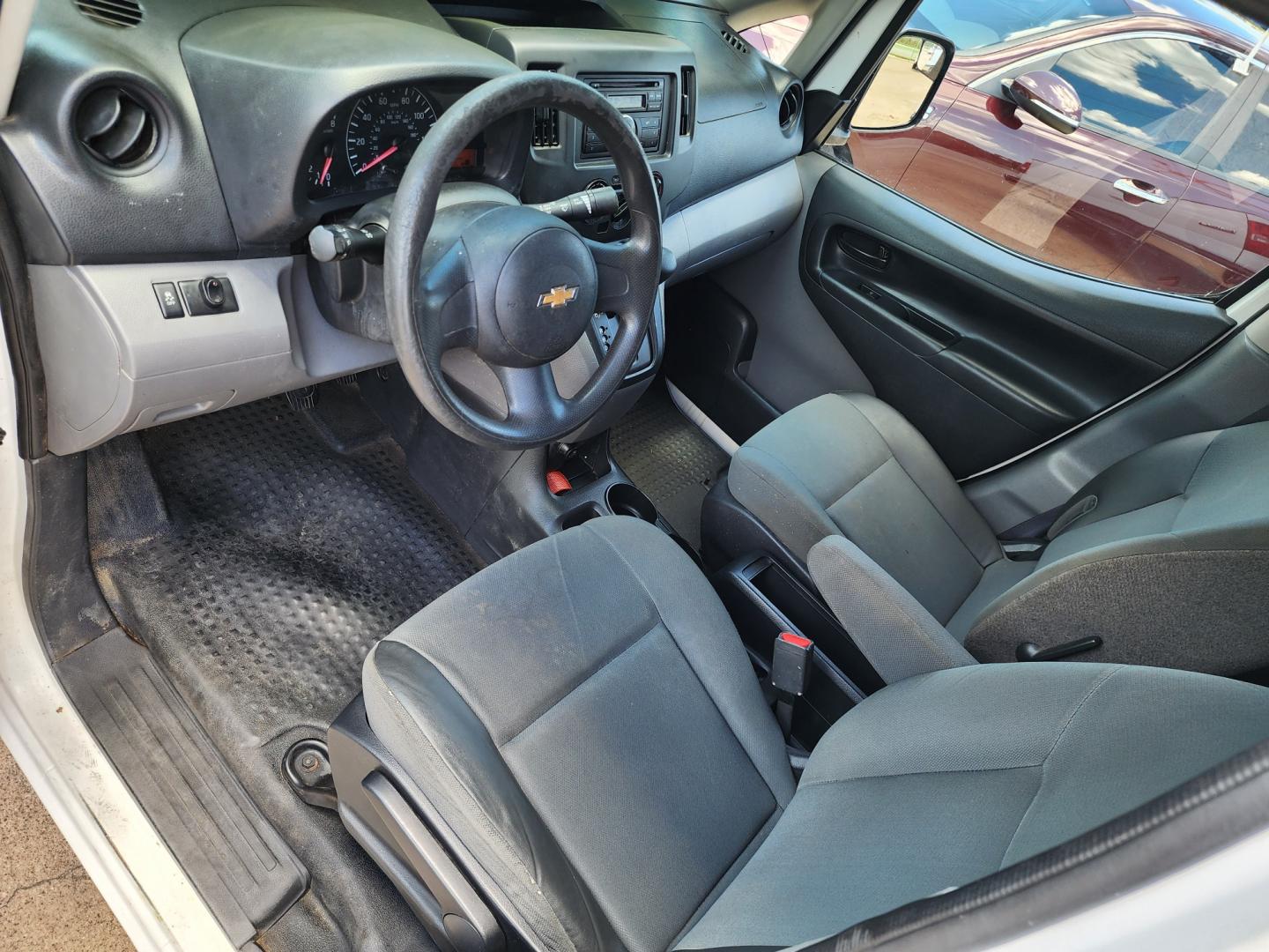 2015 WHITE Chevrolet City Express LS (3N63M0YN5FK) with an 2.0L L4 DOHC 16V engine, Continuously Variable Transmission transmission, located at 2660 S.Garland Avenue, Garland, TX, 75041, (469) 298-3118, 32.885551, -96.655602 - Photo#10