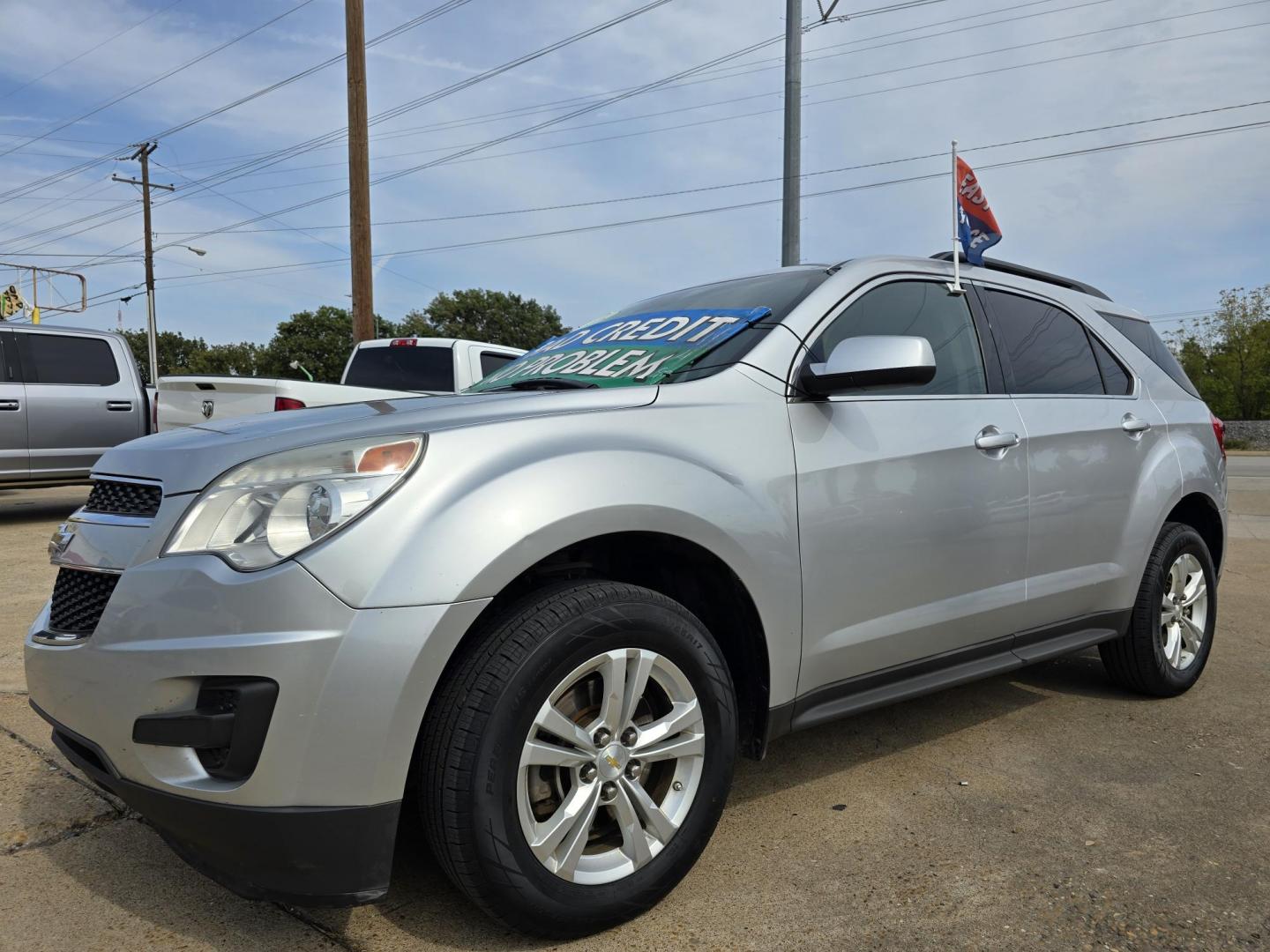 2015 Chevrolet Equinox LT (2GNALBEKXF1) with an 2.4L L4 DOHC 16V FFV engine, 6-Speed Automatic transmission, located at 2660 S.Garland Avenue, Garland, TX, 75041, (469) 298-3118, 32.885551, -96.655602 - Photo#7