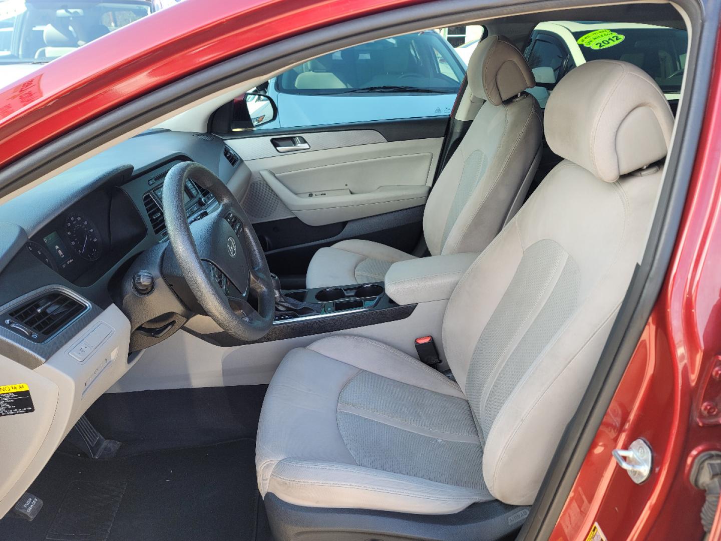 2015 RED /GRAY Hyundai Sonata ECO (5NPE24AF6FH) with an 1.6L L4 DOHC 16V engine, 7-Speed Automatic transmission, located at 2660 S.Garland Avenue, Garland, TX, 75041, (469) 298-3118, 32.885551, -96.655602 - Welcome to DallasAutos4Less, one of the Premier BUY HERE PAY HERE Dealers in the North Dallas Area. We specialize in financing to people with NO CREDIT or BAD CREDIT. We need proof of income, proof of residence, and a ID. Come buy your new car from us today!! This is a Very clean 2015 HYUNDAI SON - Photo#11