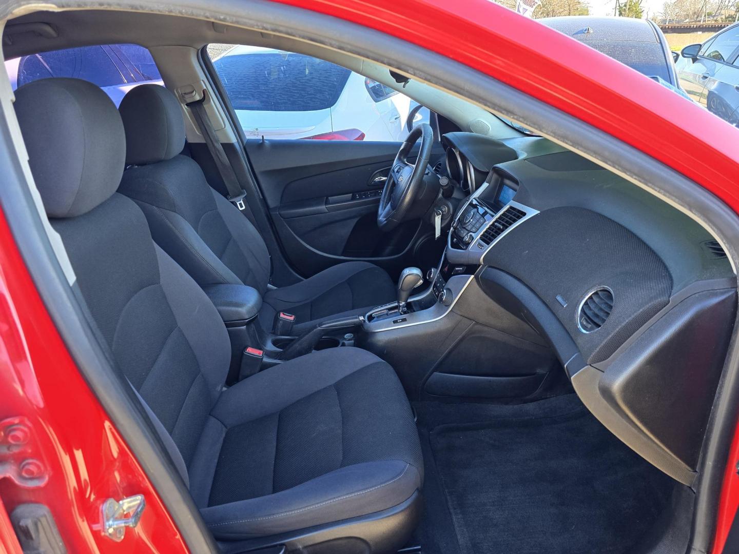 2015 RED /BLACK Chevrolet Cruze 1LT (1G1PC5SB0F7) with an 1.4L L4 DOHC 16V TURBO engine, 6-Speed Automatic transmission, located at 2660 S.Garland Avenue, Garland, TX, 75041, (469) 298-3118, 32.885551, -96.655602 - Welcome to DallasAutos4Less, one of the Premier BUY HERE PAY HERE Dealers in the North Dallas Area. We specialize in financing to people with NO CREDIT or BAD CREDIT. We need proof of income, proof of residence, and a ID. Come buy your new car from us today!! This is a very well cared for 2015 CH - Photo#16