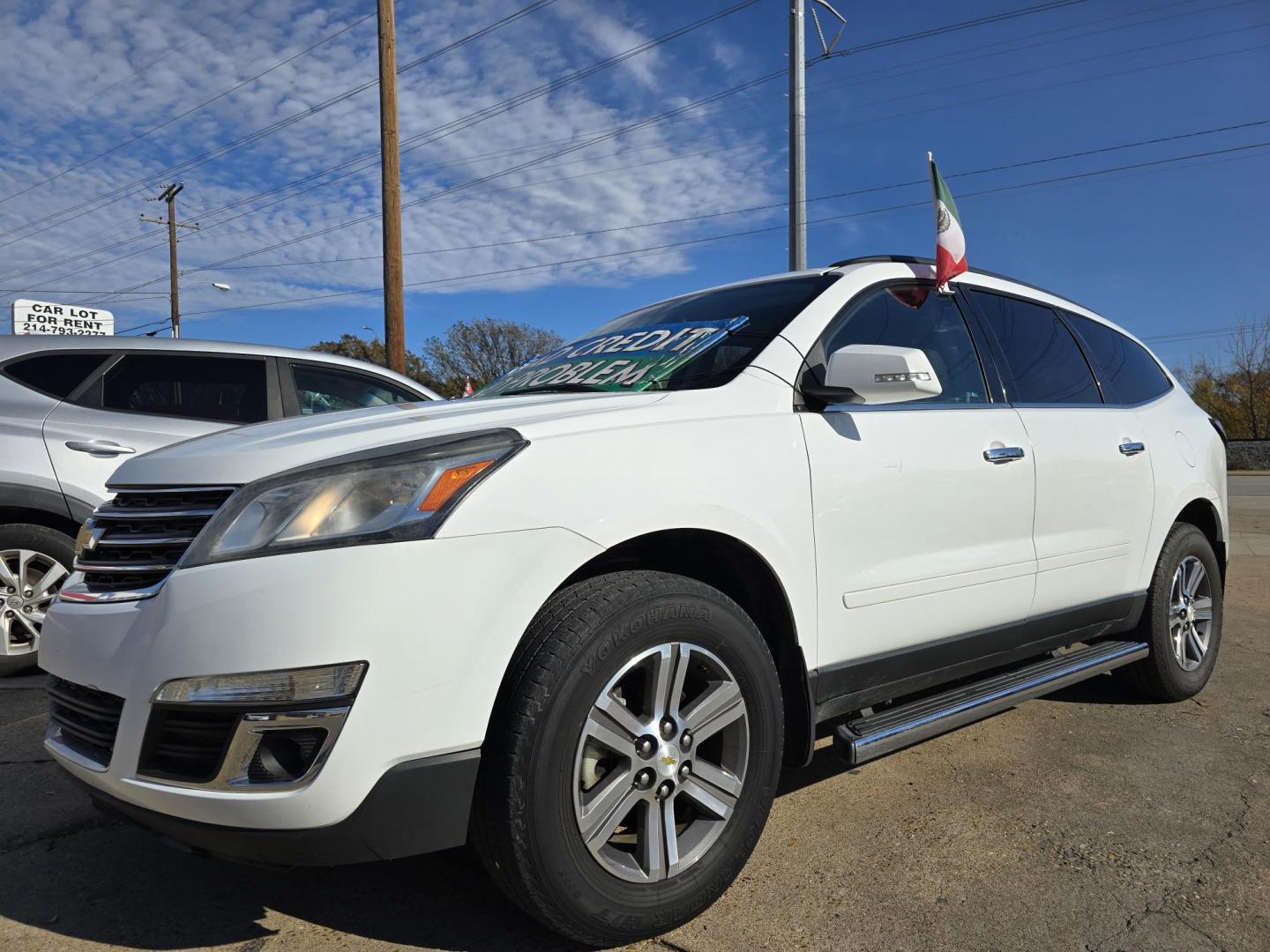 2015 Chevrolet Traverse 1LT (1GNKRGKD0FJ) with an 3.6L V6 DOHC 24V engine, 6-Speed Automatic transmission, located at 2660 S.Garland Avenue, Garland, TX, 75041, (469) 298-3118, 32.885551, -96.655602 - Welcome to DallasAutos4Less, one of the Premier BUY HERE PAY HERE Dealers in the North Dallas Area. We specialize in financing to people with NO CREDIT or BAD CREDIT. We need proof of income, proof of residence, and a ID. Come buy your new car from us today!! This is a very clean 2015 CHEVY TRAVE - Photo#7