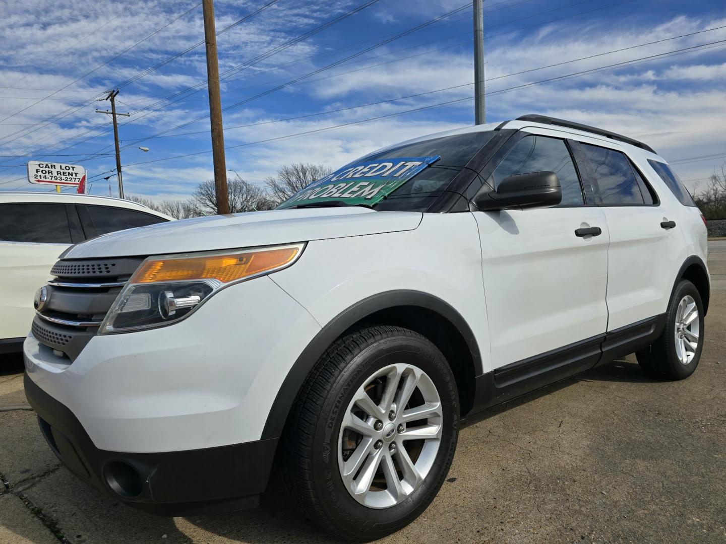 2015 WHITE Ford Explorer (1FM5K7B85FG) with an 3.5L V6 DOHC 24V engine, 6-Speed Automatic transmission, located at 2660 S.Garland Avenue, Garland, TX, 75041, (469) 298-3118, 32.885551, -96.655602 - Photo#7