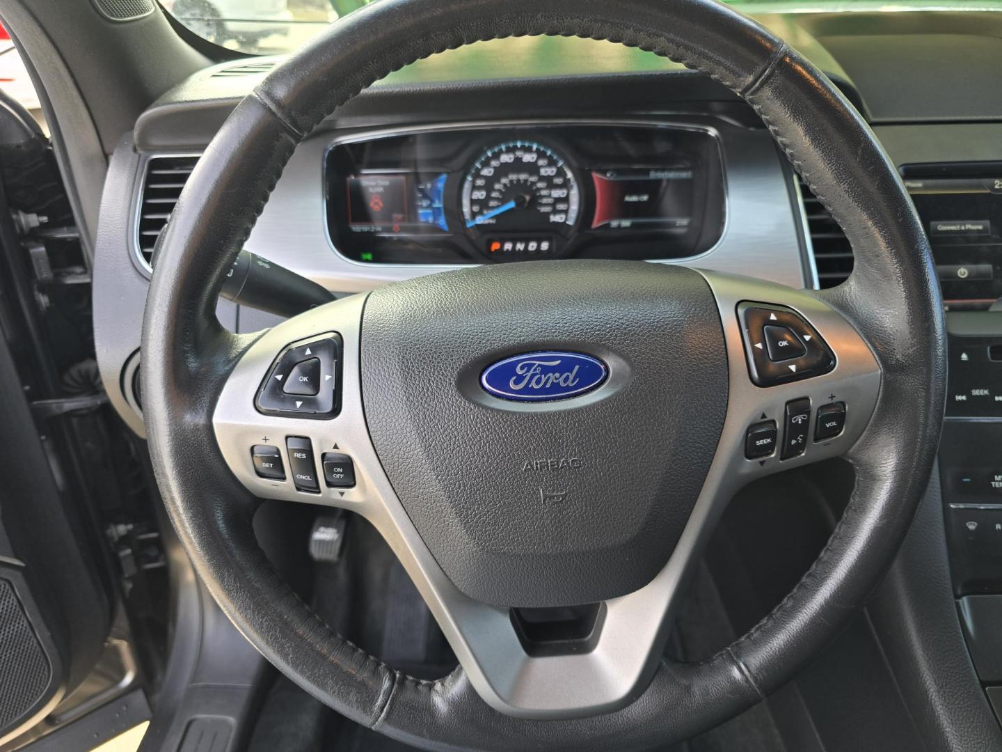 2015 GRAY Ford Taurus SEL (1FAHP2E84FG) with an 3.5L V6 DOHC 24V engine, 6-Speed Automatic transmission, located at 2660 S.Garland Avenue, Garland, TX, 75041, (469) 298-3118, 32.885551, -96.655602 - Photo#12