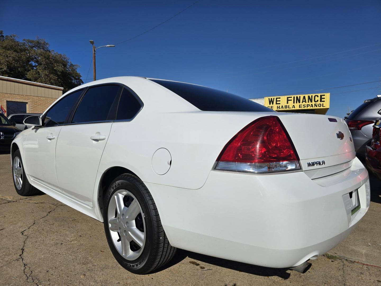 2016 Chevrolet Impala Limited Police Cruiser (2G1WD5E35G1) with an 3.6L V6 DOHC 24V engine, 6A transmission, located at 2660 S.Garland Avenue, Garland, TX, 75041, (469) 298-3118, 32.885551, -96.655602 - Photo#5