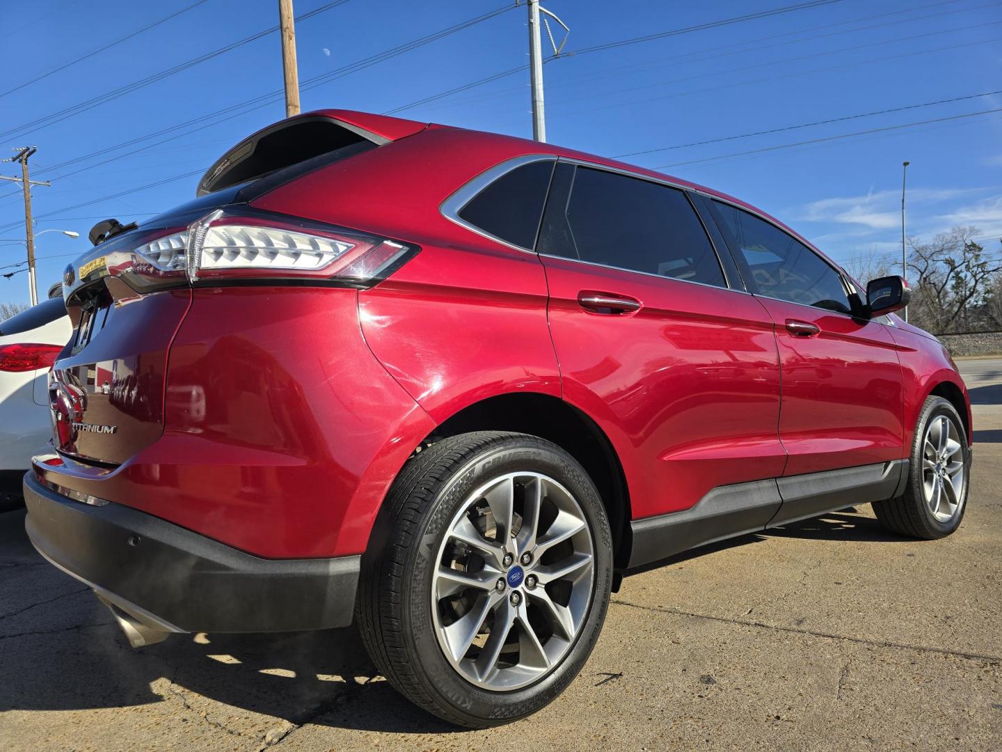 2016 RED Ford Edge Titanium (2FMPK3K85GB) with an 3.5L V6 DOHC 24V engine, 6A transmission, located at 2660 S.Garland Avenue, Garland, TX, 75041, (469) 298-3118, 32.885551, -96.655602 - Photo#3