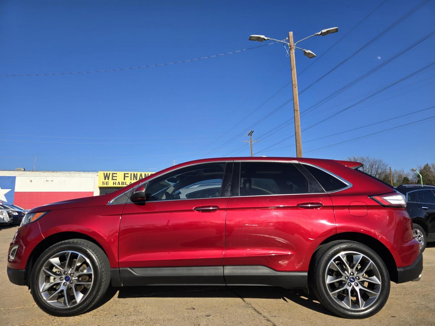 2016 RED Ford Edge Titanium (2FMPK3K85GB) with an 3.5L V6 DOHC 24V engine, 6A transmission, located at 2660 S.Garland Avenue, Garland, TX, 75041, (469) 298-3118, 32.885551, -96.655602 - Photo#6