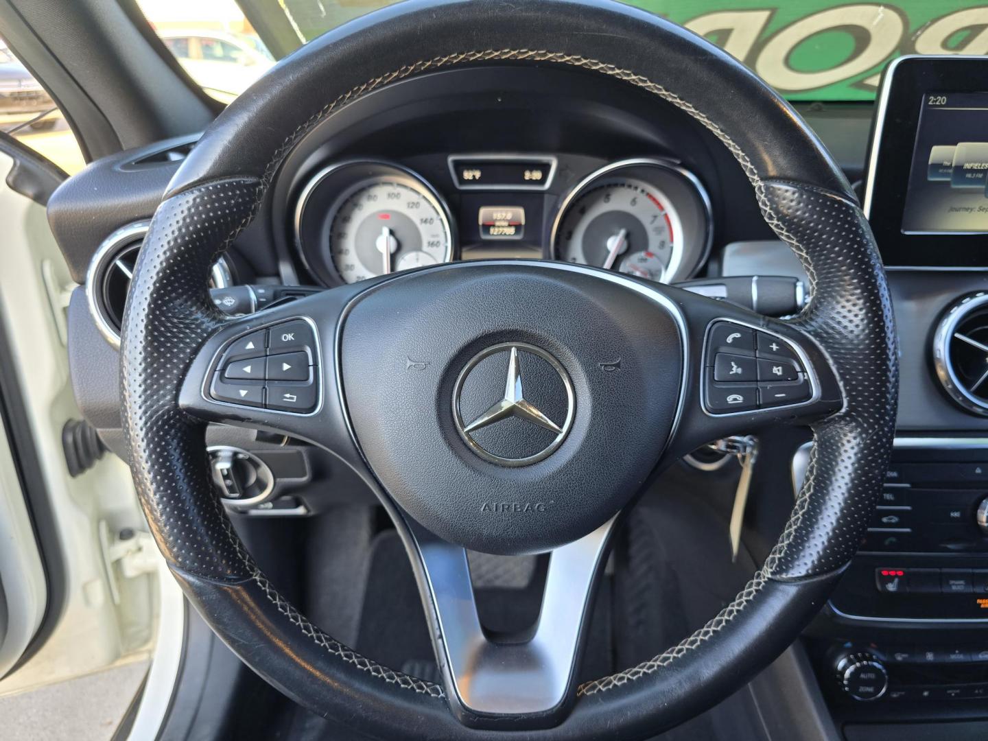 2016 WHITE Mercedes-Benz GLA-Class GLA250 (WDCTG4EB9GJ) with an 2.0L L4 DOHC 16V TURBO engine, 7A transmission, located at 2660 S.Garland Avenue, Garland, TX, 75041, (469) 298-3118, 32.885551, -96.655602 - Photo#12