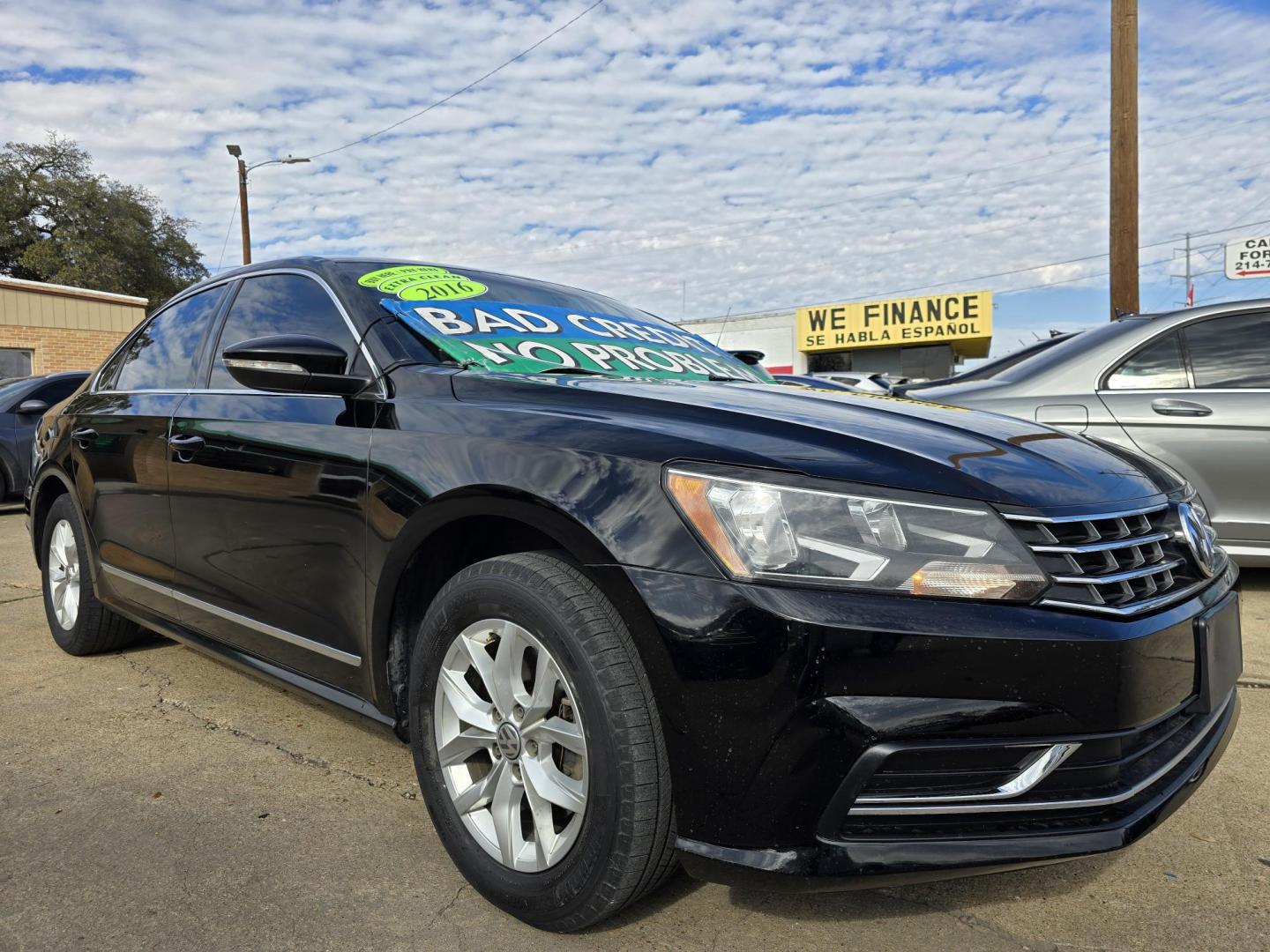 2016 BLACK Volkswagen Passat S (1VWAT7A30GC) , 6A transmission, located at 2660 S.Garland Avenue, Garland, TX, 75041, (469) 298-3118, 32.885551, -96.655602 - Photo#1