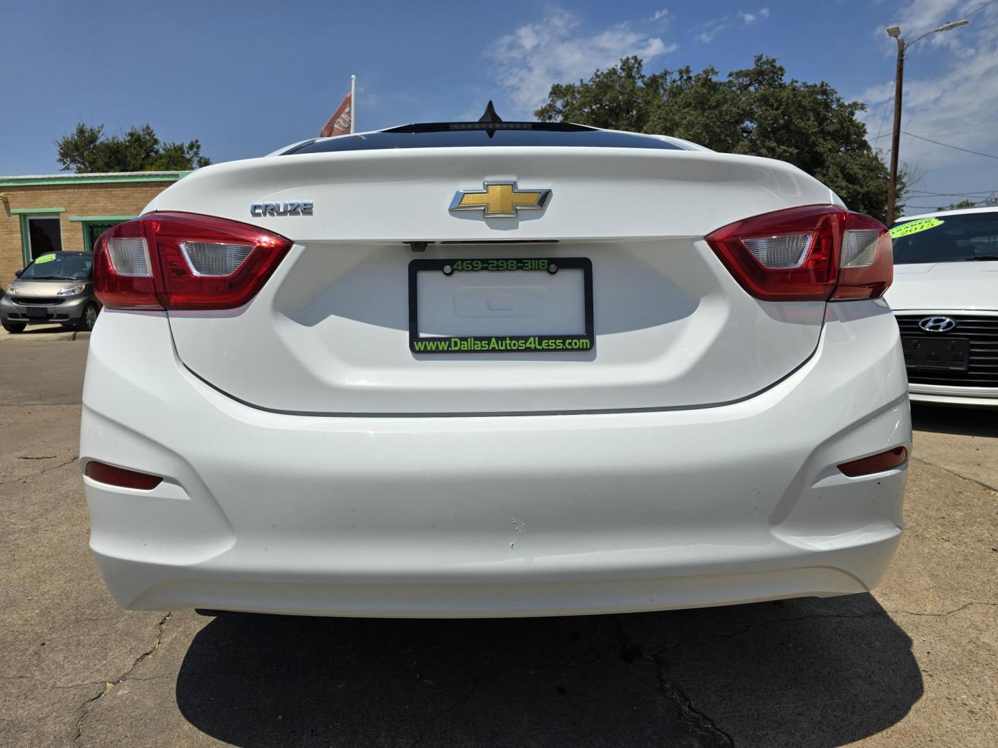 2017 Chevrolet Cruze LS (1G1BC5SM1H7) with an 1.4L L4 DOHC 16V TURBO engine, 6A transmission, located at 2660 S.Garland Avenue, Garland, TX, 75041, (469) 298-3118, 32.885551, -96.655602 - Welcome to DallasAutos4Less, one of the Premier BUY HERE PAY HERE Dealers in the North Dallas Area. We specialize in financing to people with NO CREDIT or BAD CREDIT. We need proof of income, proof of residence, and a ID. Come buy your new car from us today!! This is a very well cared for 2017 CH - Photo#4