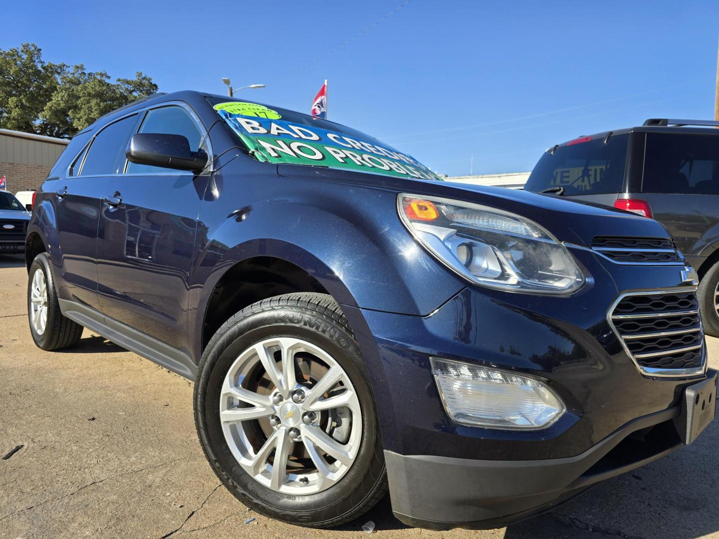 2017 Chevrolet Equinox LT (2GNALCEK5H1) with an 2.4L L4 DOHC 16V FFV engine, 6A transmission, located at 2660 S.Garland Avenue, Garland, TX, 75041, (469) 298-3118, 32.885551, -96.655602 - Photo#0