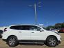 2017 WHITE Chevrolet Traverse 1LT (1GNKRGKD2HJ) with an 3.6L V6 DOHC 24V engine, 6A transmission, located at 2660 S.Garland Avenue, Garland, TX, 75041, (469) 298-3118, 32.885551, -96.655602 - Photo#2