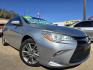 2017 SILVER Toyota Camry SE (4T1BF1FK6HU) with an 2.5L L4 DOHC 16V engine, 6A transmission, located at 2660 S.Garland Avenue, Garland, TX, 75041, (469) 298-3118, 32.885551, -96.655602 - Photo#0