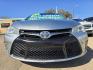 2017 SILVER Toyota Camry SE (4T1BF1FK6HU) with an 2.5L L4 DOHC 16V engine, 6A transmission, located at 2660 S.Garland Avenue, Garland, TX, 75041, (469) 298-3118, 32.885551, -96.655602 - Photo#8