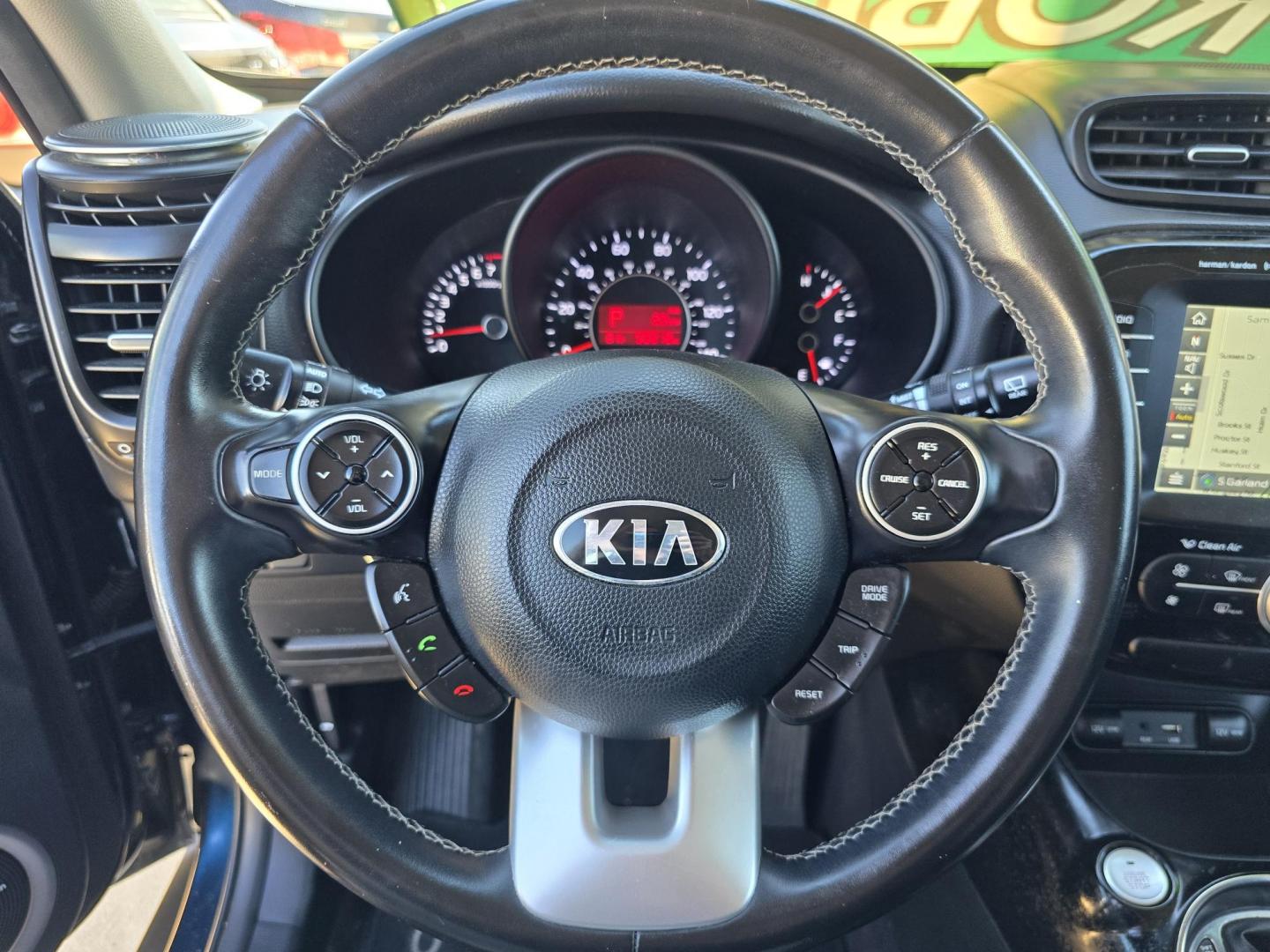 2018 BLUE Kia Soul + (KNDJP3A51J7) with an 2.0L L4 DOHC 16V engine, 6A transmission, located at 2660 S.Garland Avenue, Garland, TX, 75041, (469) 298-3118, 32.885551, -96.655602 - Photo#14