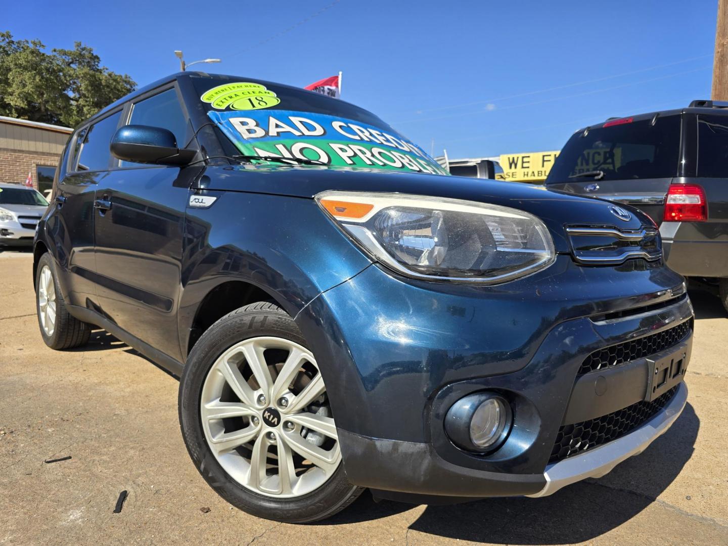 2018 BLUE Kia Soul + (KNDJP3A51J7) with an 2.0L L4 DOHC 16V engine, 6A transmission, located at 2660 S.Garland Avenue, Garland, TX, 75041, (469) 298-3118, 32.885551, -96.655602 - Photo#0