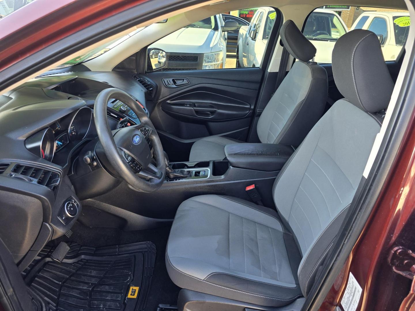 2018 RED Ford Escape S (1FMCU0F74JU) with an 2.5L L4 DOHC 16V engine, 6A transmission, located at 2660 S.Garland Avenue, Garland, TX, 75041, (469) 298-3118, 32.885551, -96.655602 - Photo#11