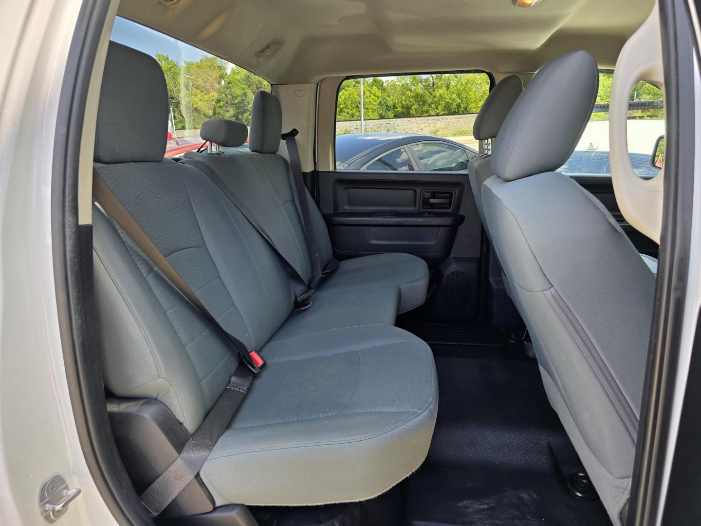 2019 RAM 1500 Tradesman Crew Cab (1C6RR7KT6KS) with an 5.7L V8 OHV 16V engine, 8A transmission, located at 2660 S.Garland Avenue, Garland, TX, 75041, (469) 298-3118, 32.885551, -96.655602 - Welcome to DallasAutos4Less, one of the Premier BUY HERE PAY HERE Dealers in the North Dallas Area. We specialize in financing to people with NO CREDIT or BAD CREDIT. We need proof of income, proof of residence, and a ID. Come buy your new car from us today!! This is a very well cared for 2019 RA - Photo#17