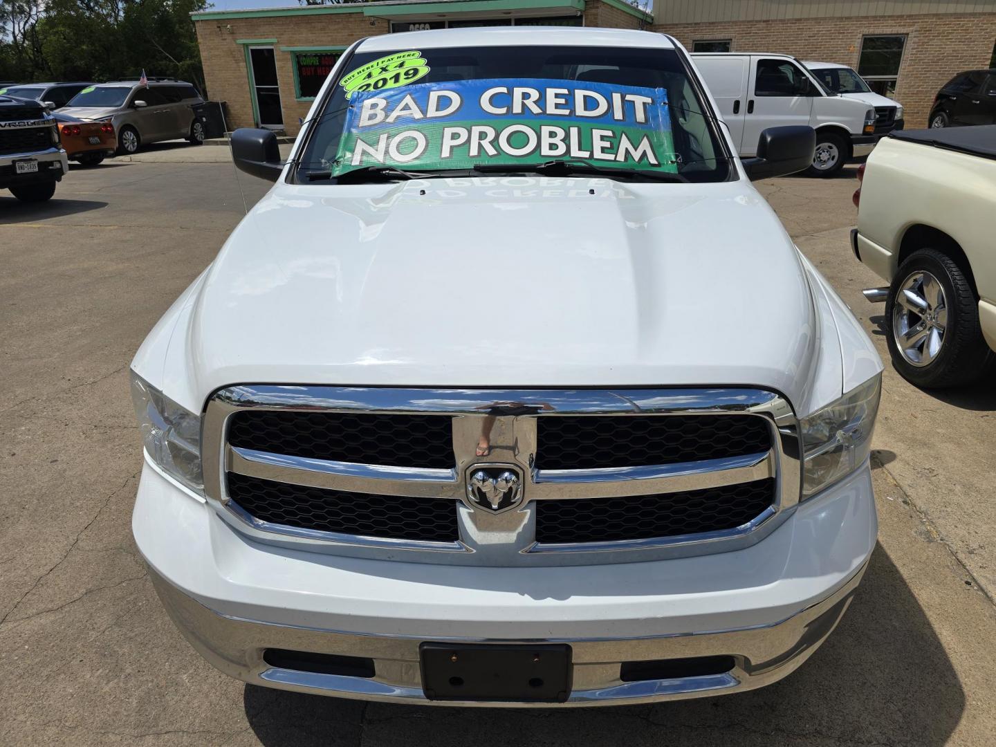 2019 RAM 1500 Tradesman Crew Cab (1C6RR7KT6KS) with an 5.7L V8 OHV 16V engine, 8A transmission, located at 2660 S.Garland Avenue, Garland, TX, 75041, (469) 298-3118, 32.885551, -96.655602 - Welcome to DallasAutos4Less, one of the Premier BUY HERE PAY HERE Dealers in the North Dallas Area. We specialize in financing to people with NO CREDIT or BAD CREDIT. We need proof of income, proof of residence, and a ID. Come buy your new car from us today!! This is a very well cared for 2019 RA - Photo#8