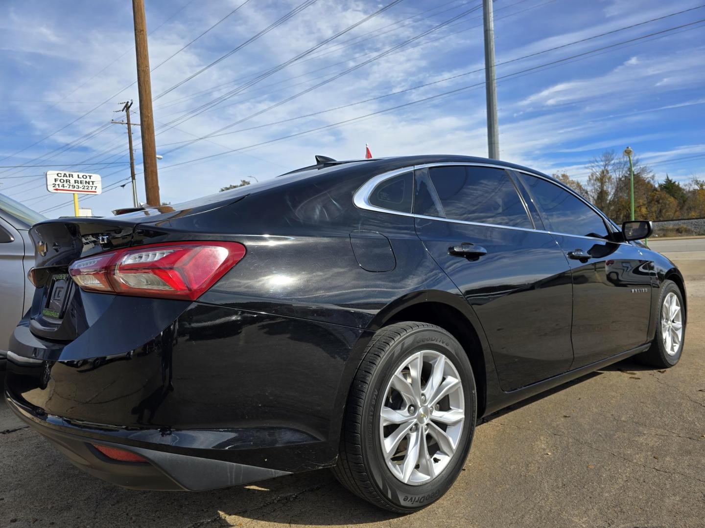 2019 BLACK Chevrolet Malibu LT (1G1ZD5ST6KF) with an 1.5L L4 DOHC 16V engine, 6A transmission, located at 2660 S.Garland Avenue, Garland, TX, 75041, (469) 298-3118, 32.885551, -96.655602 - Photo#3