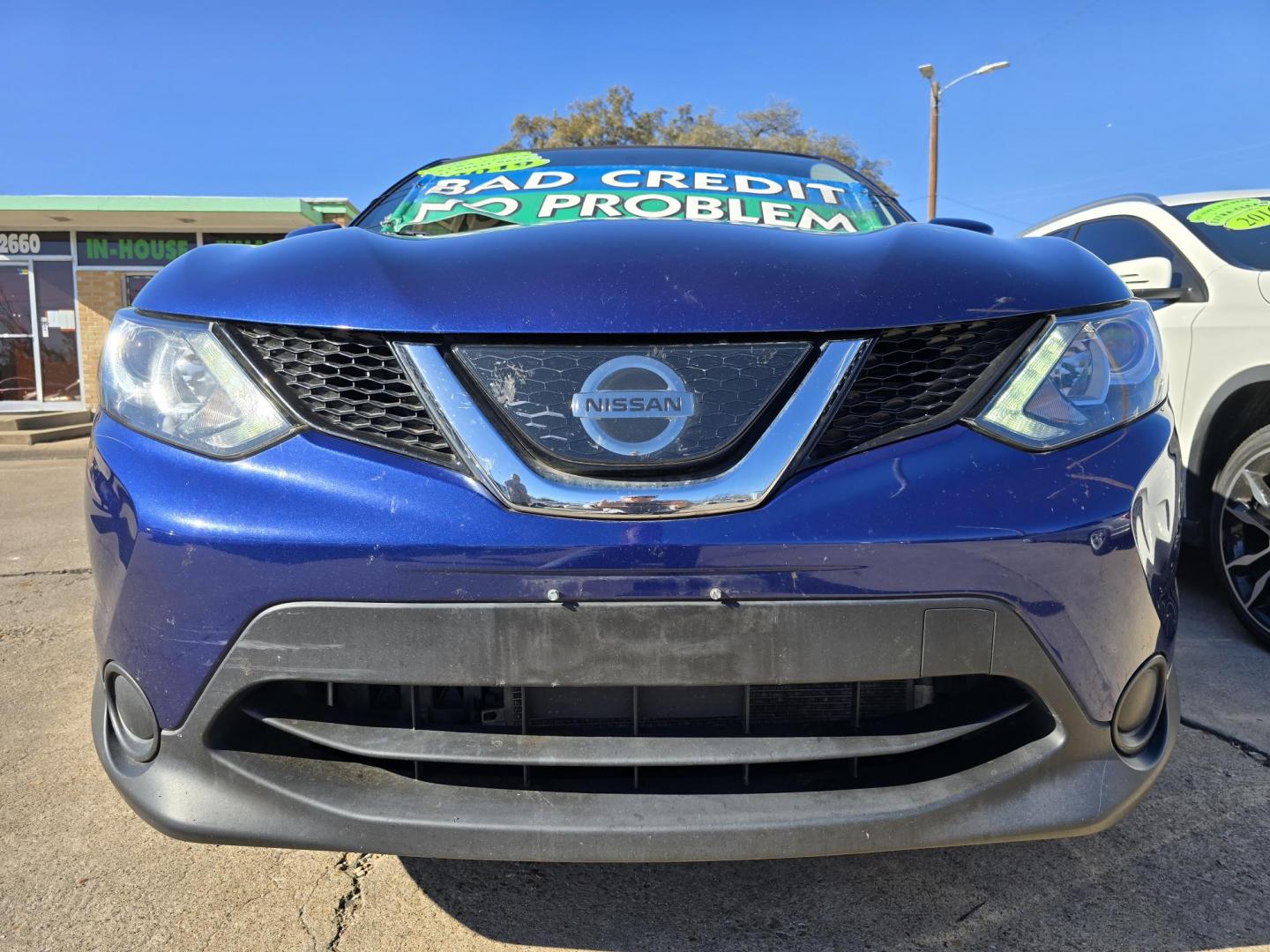 2019 BLUE Nissan Rogue Sport SL (JN1BJ1CR5KW) with an 2.0L L4 DOHC 16V engine, CVT transmission, located at 2660 S.Garland Avenue, Garland, TX, 75041, (469) 298-3118, 32.885551, -96.655602 - Photo#9